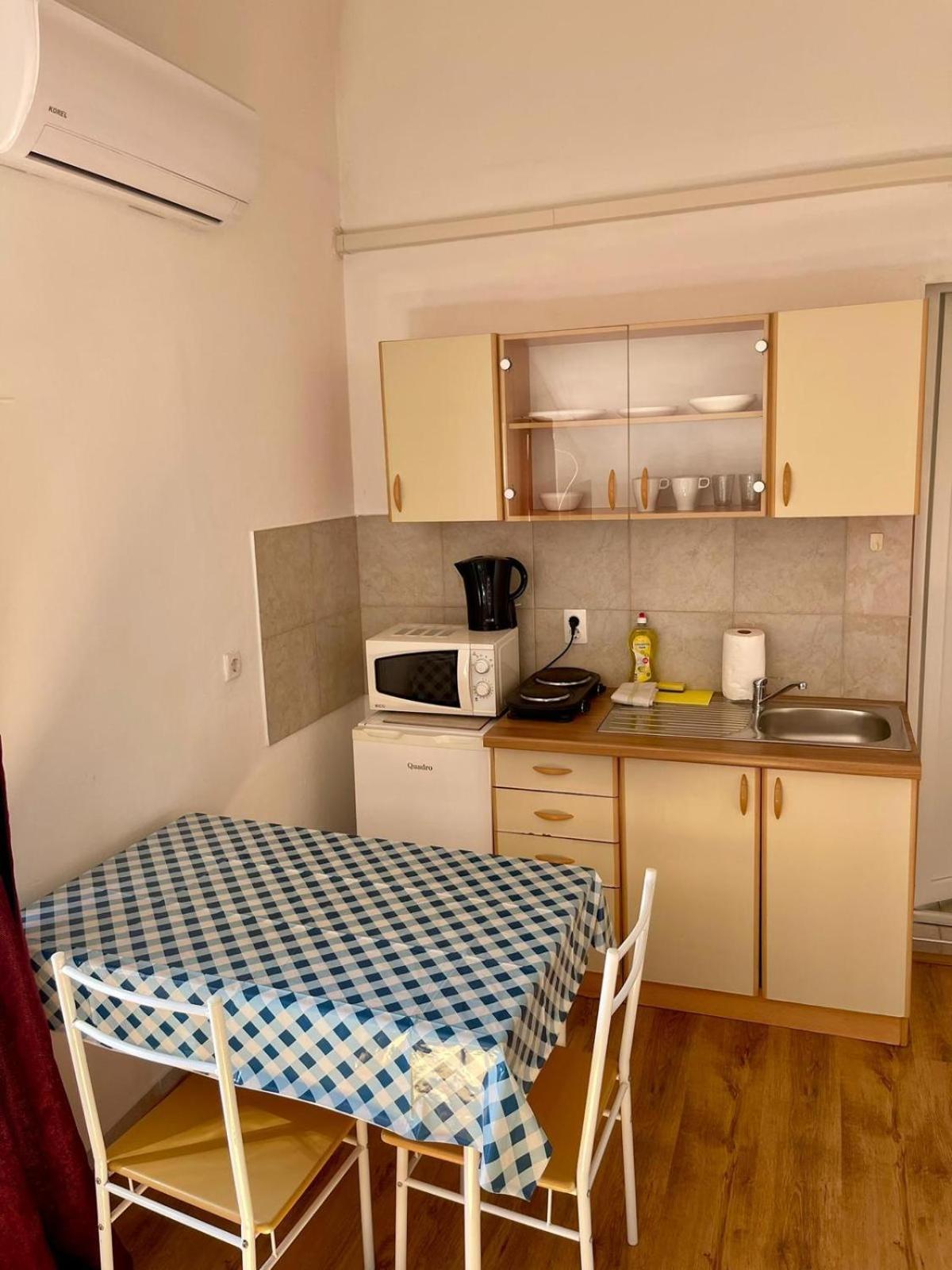 Dejan Apartment4-top Centar Apartment *